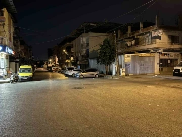 İzmir’de motosiklet ile hafif ticari aracın çarpıştığı feci kaza kamerada
