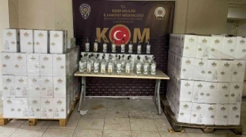 İzmir’de sahte etil alkol ve içki operasyonu
