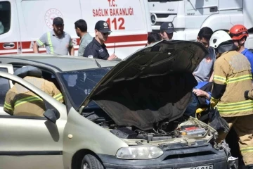İzmir’de trafik kazası: 4 yaralı
