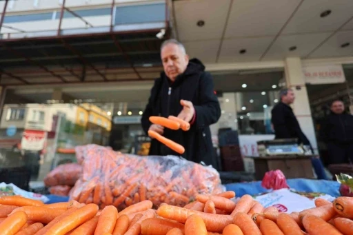 İzmir’deki bu pazar tarihi 1800’lü yıllara dayanan Türkiye’nin en büyük pazarı
