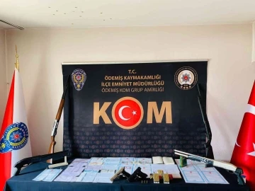 İzmir polisinden tefecilere darbe
