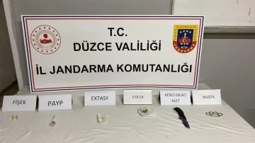 Jandarma’dan uyuşturucu geçit yok
