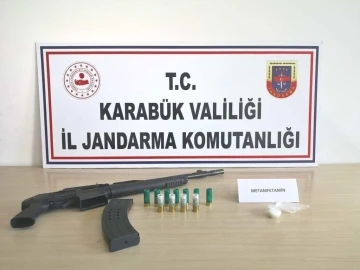 Jandarma’dan uyuşturucu operasyonu
