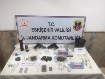 Jandarma ekiplerinden uyuşturucu operasyonu: 6 gözaltı
