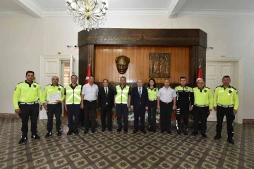 Jandarma ve emniyetin başarılı trafik personelleri ödüllendirildi
