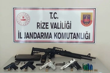 Jandarmadan silah kaçakçılığı operasyonu
