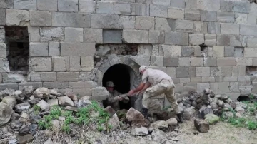 Jandarmadan tabya temizlik ve bakım operasyonu
