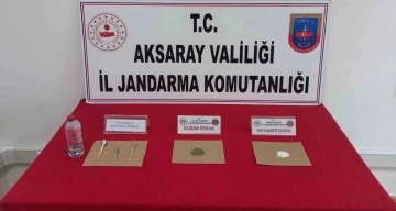 Jandarmadan uyuşturucu operasyonu: 3 gözaltı
