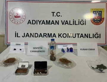 Jandarmanın uyuşturucu denetimlerinde 23 şahıs gözaltına alındı