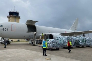 Japonya, NATO koordinasyonuyla Türkiye'ye ilk yardım uçuşunu tamamladı