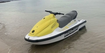 Jet ski ile göçmen kaçakçılığı jandarmaya takıldı
