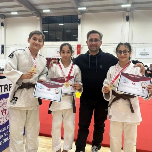 Judo yıldızlar grup müsabakaları sona erdi
