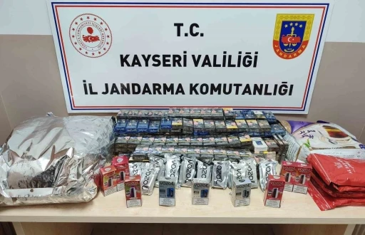 Kaçakçılar jandarmadan kaçamadı
