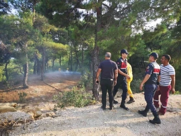 Kahraman askerler yangına ayaklarıyla müdahale etti
