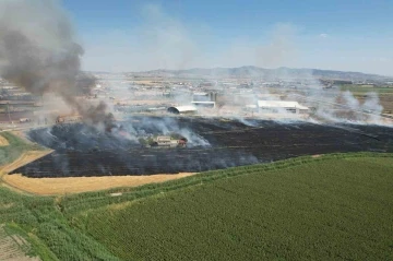 Kahramanmaraş’ta anız yangını korkuttu
