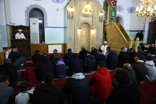 Kahramanmaraş’ta Berat Kandili dualarla idrak edildi
