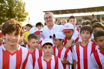 Kahramanmaraş’ta ’çocuklar sporla iyileşir’ futbol turnuvası başladı
