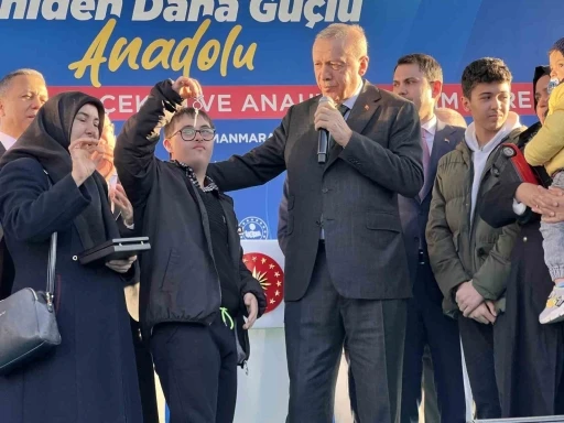 Kahramanmaraş’ta evine kavuşan depremzedeler devlete dua etti
