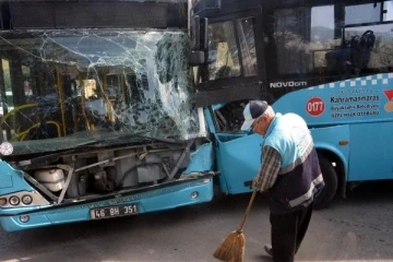 Kahramanmaraş’ta halk otobüsleri çarpıştı: 9 yaralı