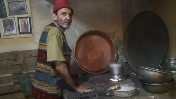 Kahramanmaraş’ta kalaycılık mesleğini yaşatıyor
