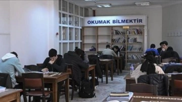 Kahramanmaraş'ta üniversite adayları 15 kütüphanede sınava hazırlanıyor