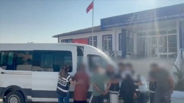 "Kalkan-27" operasyonlarında 1029 düzensiz göçmen yakalandı