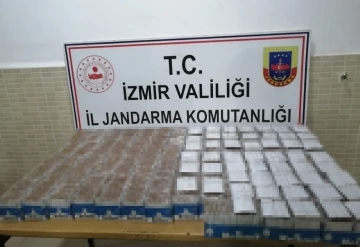 Kamyonet içerisinde binlerce dolu makaron ele geçirildi
