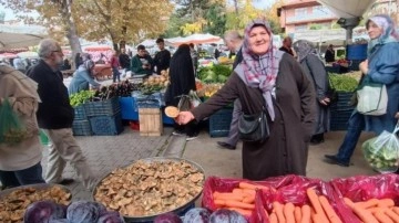 Kanlıca mantarı 200 liradan tezgahtaki yerini aldı