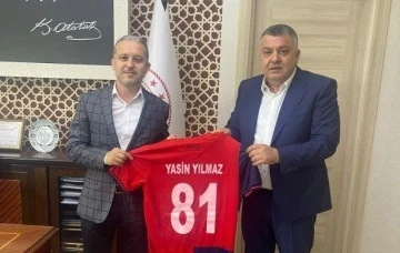 Kapoğlu’ndan Yasin Yılmaz’a Düzcespor forması
