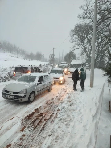 Kar görmek için gittiler, mahsur kaldılar
