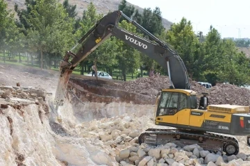 Karabağ Kardeşlik Parkında çalışmalar devam ediyor
