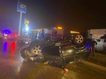 Karabük’te kontrolden çıkan cip ters döndü: 3 yaralı
