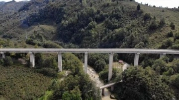 Karadeniz-Akdeniz Yolu hızla devam ediyor