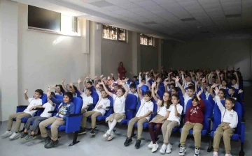 ‘Karagöz Göklerde’ heyecanı sırasıyla tüm ilçelerde
