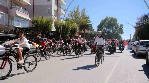 Karaman’da Filistin’e destek için motor ve bisiklet konvoyu düzenlendi
