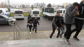 Karaman’da fuhuş operasyonunda 4 tutuklama
