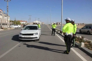 Karaman’da otomobilin çarptığı yaşlı kadın öldü
