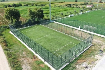 Kardeşköy Futbol Sahası hizmete hazır
