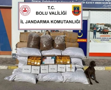 Kargo araçlarına kaçak tütün operasyonu: 7 gözaltı
