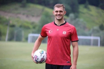 Karol Angielski resmen Sivasspor’da
