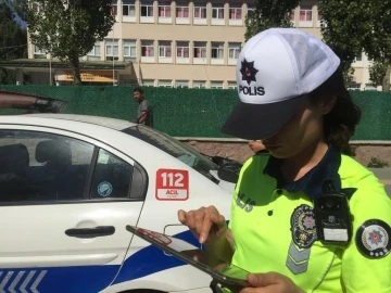 Kars’ta cep telefonu ve emniyet kemeri uygulaması
