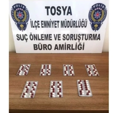 Kastamonu’da 98 adet sentetik ecza hap ele geçirildi
