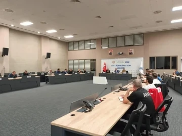 Kastamonu’da beklenen şiddetli yağış öncesi kriz masası oluşturuldu
