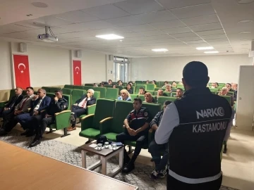 Kastamonu’da bir haftada 827 kişiye “En İyi Narkotik Polisi Anne&quot; eğitimi verildi
