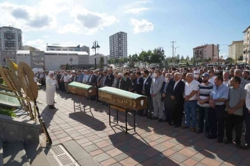 Kastamonu’daki feci kazada ölen amca ve yeğeni toprağa verildi
