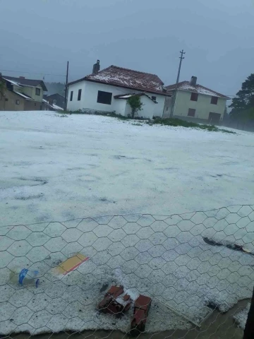 Kastamonu’nun yaylalarına dolu yağdı
