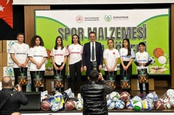 Kayapınar Belediyesi Okullara 1 Milyon TL Değerinde Spor Malzeme Desteği Sağladı