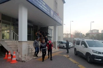 Kayseri’de aranan hırsızlara operasyon: 17 gözaltı
