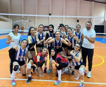 Kayseri voleybol evinde 3-0 kaybetti
