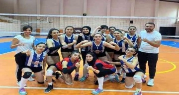 Kayseri voleybol evinde 3-0 kaybetti